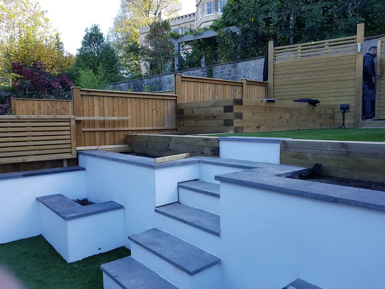 Three-Tier Garden with Feature Lighting – photo 3
