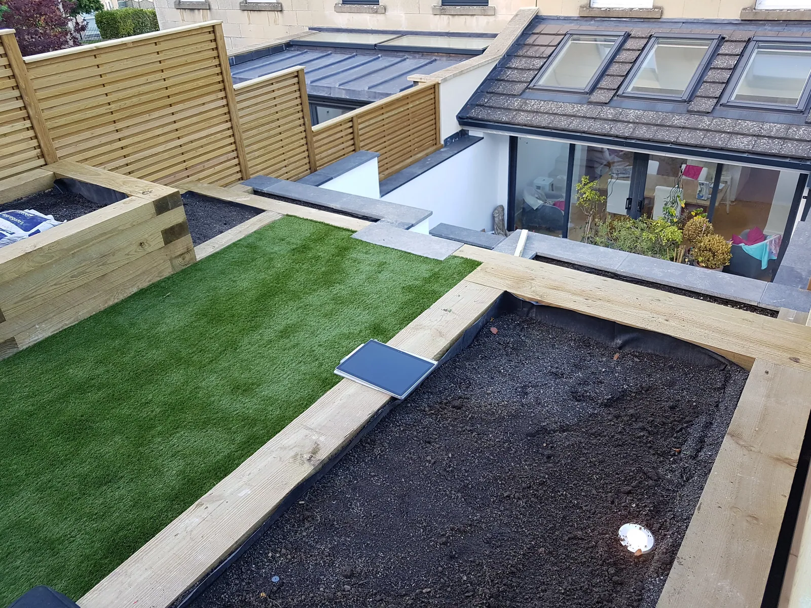 Three-Tier Garden with Feature Lighting – photo 7