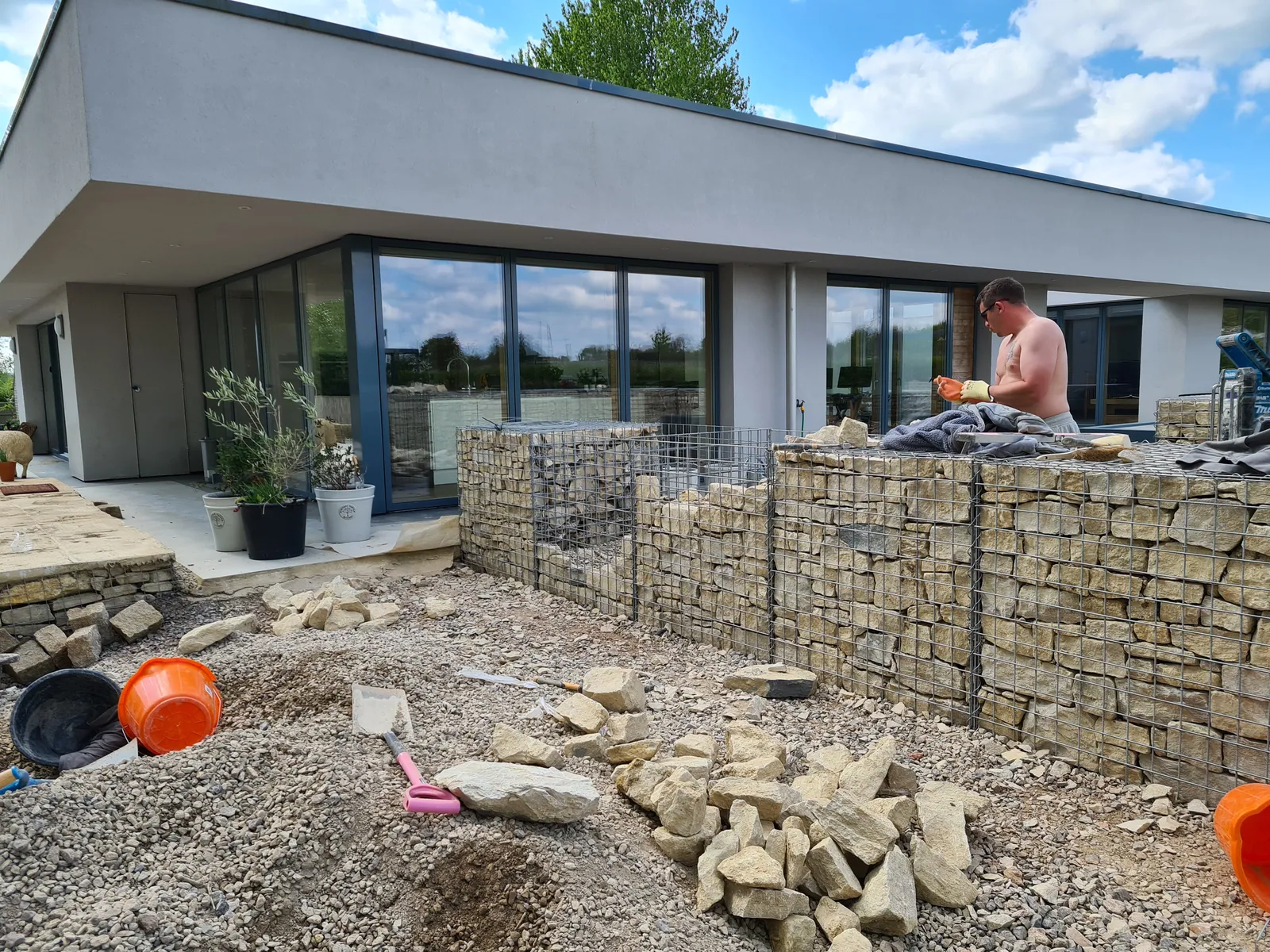 Modern Extension with Gabion Walls – photo 3