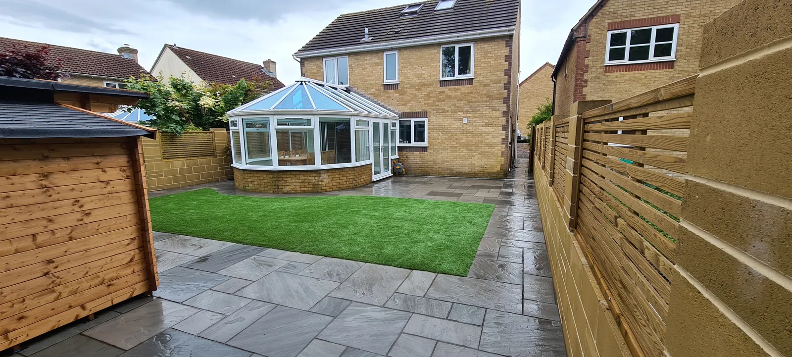 Garden with Summer House & Lawn – photo 2